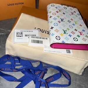 Authentic Louis Vuitton X Takashi Murakami Passport Cover  2026 ✨🎀
